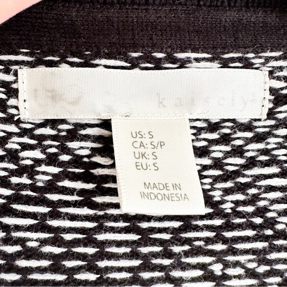 Kaisely Black White Aztec Western Print Draped Open Cardigan Sweater sz Small - Picture 4 of 4